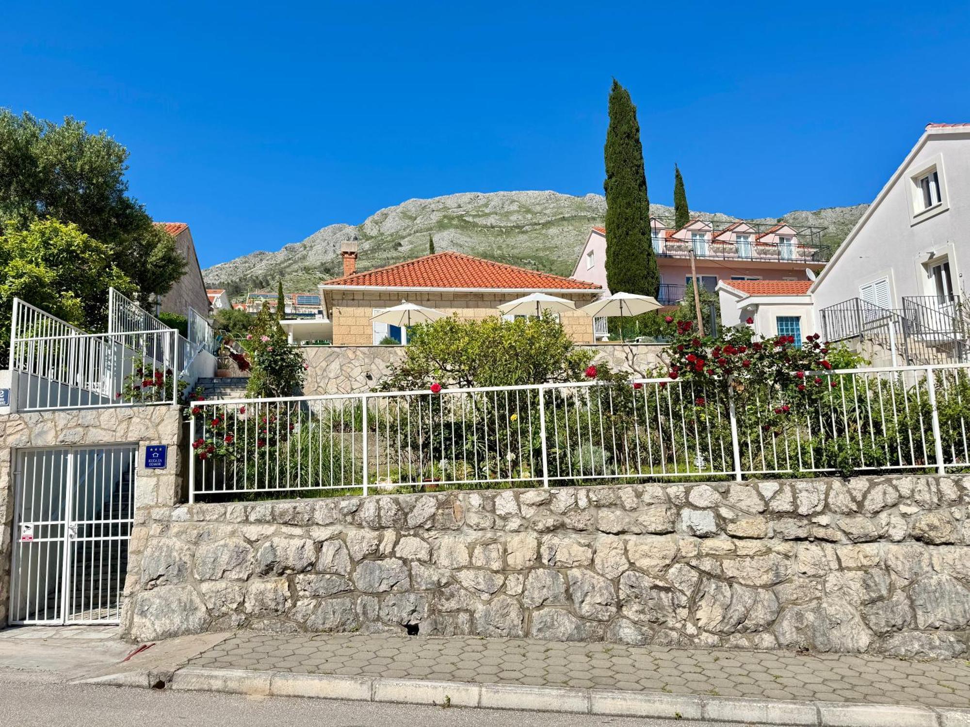 Holiday Home Lungo Mare Mlini Exterior foto
