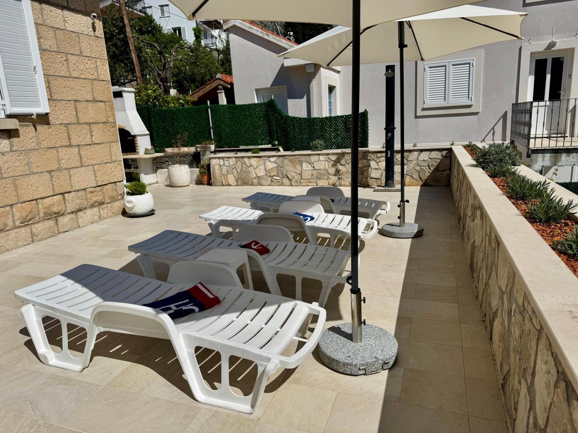 Holiday Home Lungo Mare Mlini Exterior foto