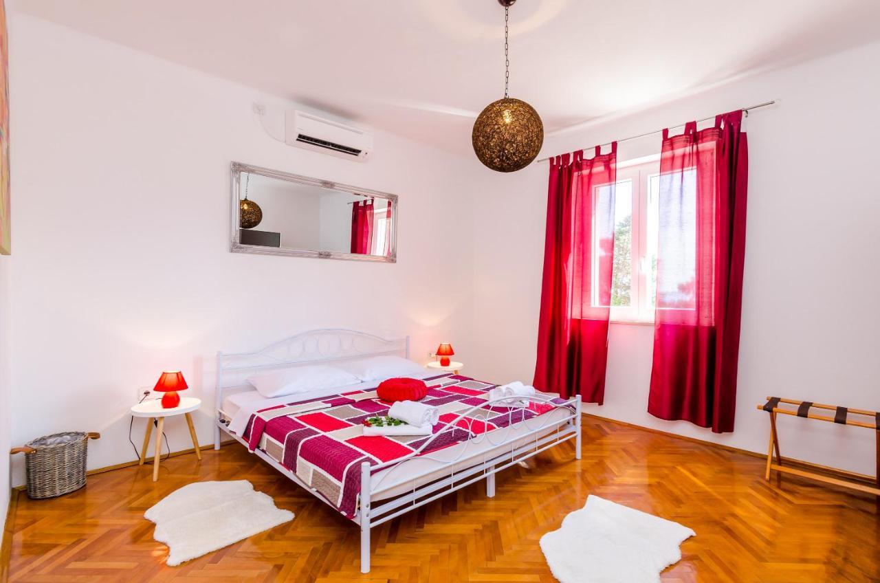 Holiday Home Lungo Mare Mlini Exterior foto